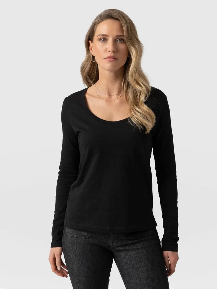 Saint And Sofia TShirts and Tanks Women Scoop Neck Long Sleeve Tee 8211 Black Black