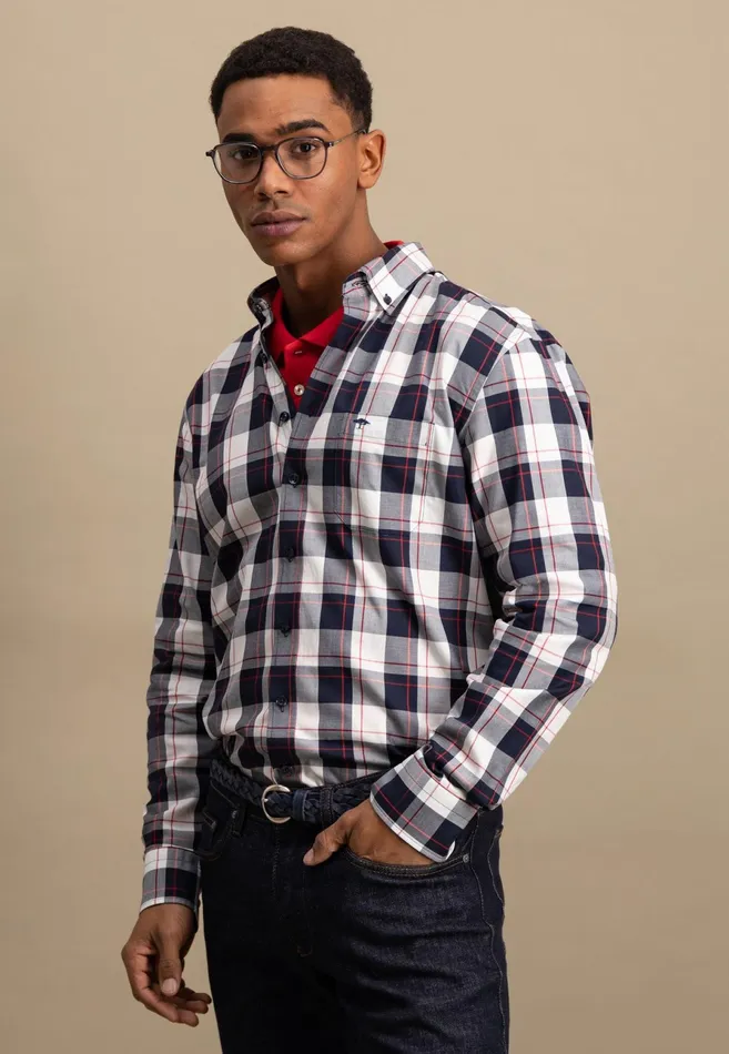 Shirts Men FYNCHHATTON Roughly Checked Shirt With Buttondown Collar New Offwhitenavy