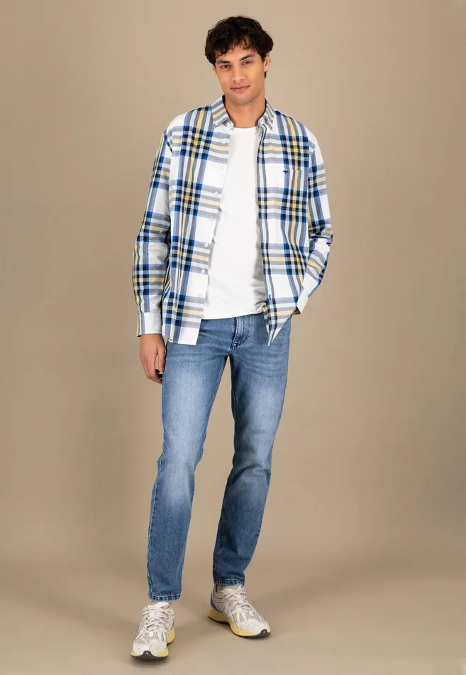 Shirts Men FYNCHHATTON Roughly Checked Shirt With Buttondown Collar New Offwhitenavy