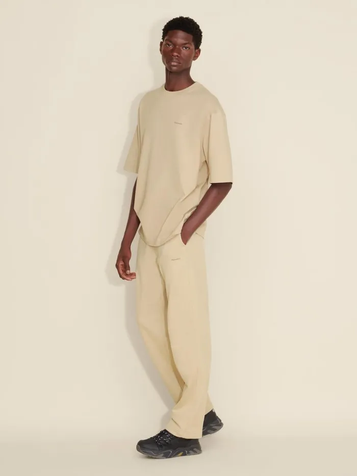 Trousers and Shorts Men Holzweiler M Relaxed Sweatpants Sand