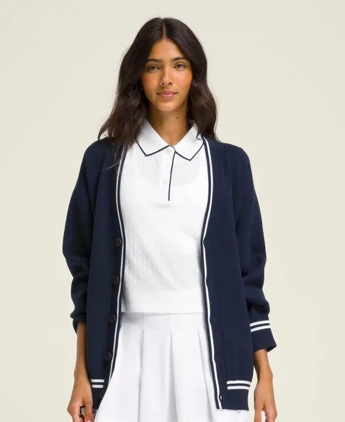Wilson Outerwear Women Throwback Cardigan 8211 Classic Navy