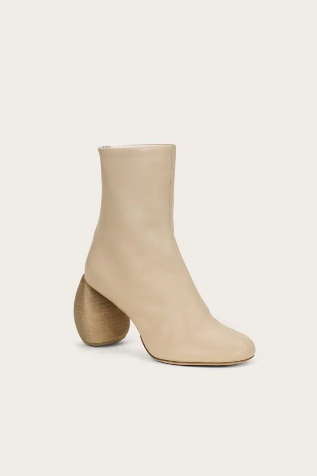 Women Cult Gaia Boots RYAN BOOT 8211 ALABASTER