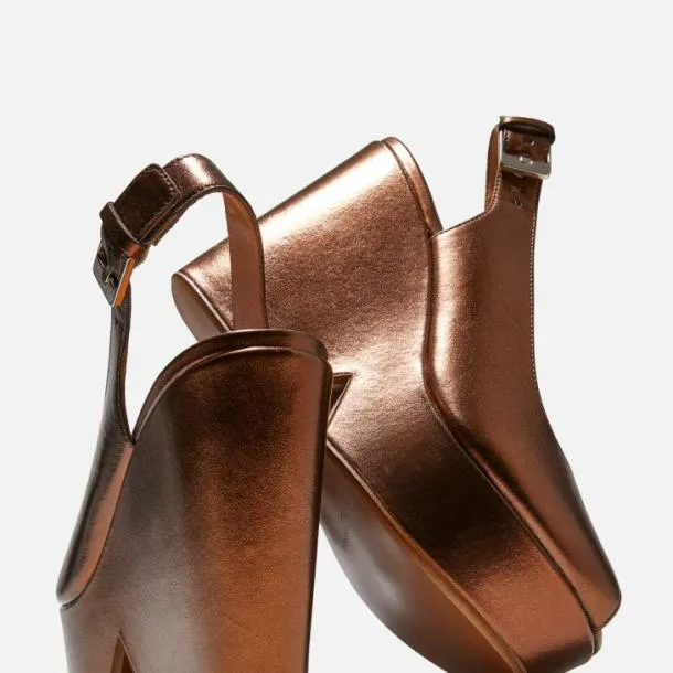 Women DYLAN Rust Clergerie Wedges