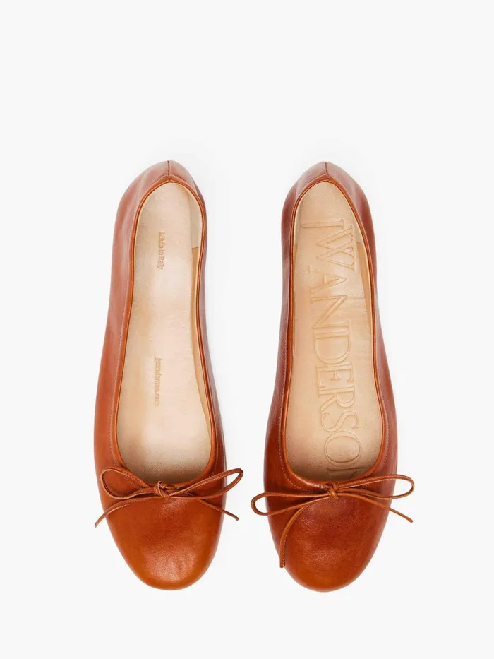 Women Flats JW Anderson ROUNDTOE LEATHER BALLERINAS Tan Women Flats JW Anderson ROUNDTOE LEATHER BALLERINAS Tan