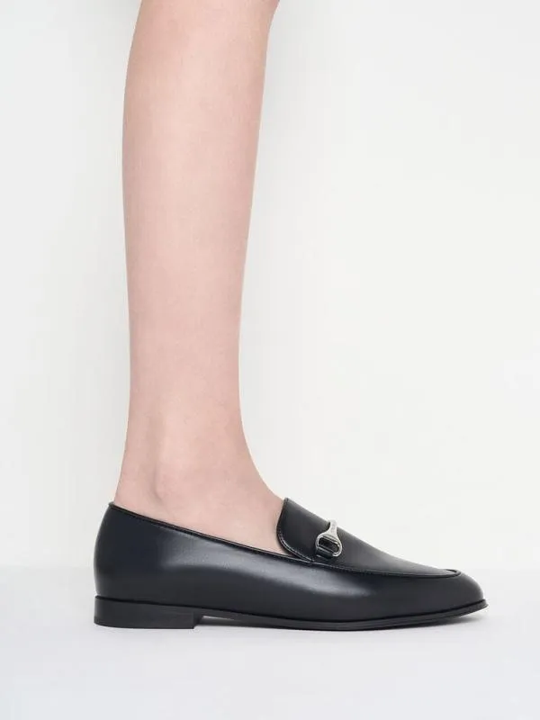 Women Leslie MetallicAccent Loafers 8211 Black CHARLES and KEITH Flats