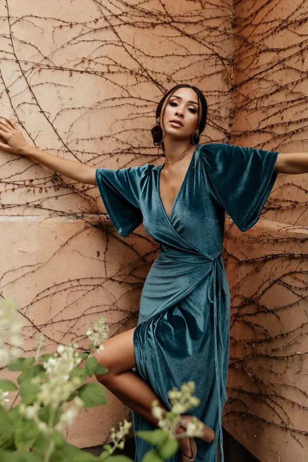 Women Maxi Dresses Baltic Born Meghan Velvet Wrap Maxi Dress Persian Blue Women Maxi Dresses Baltic Born Meghan Velvet Wrap Maxi Dress Persian Blue