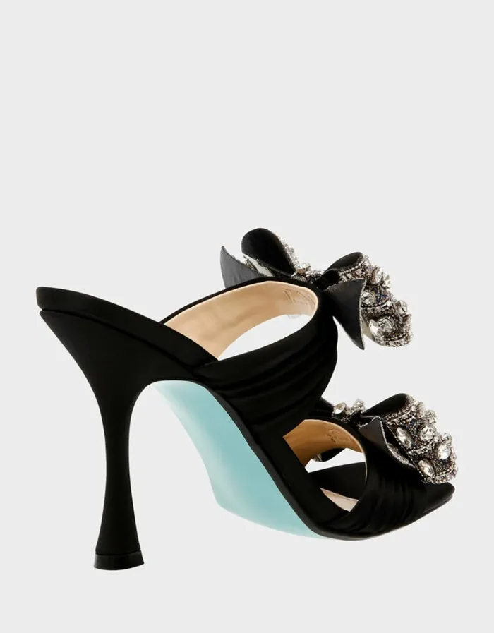 Women MIDGE BLACK Betsey Johnson