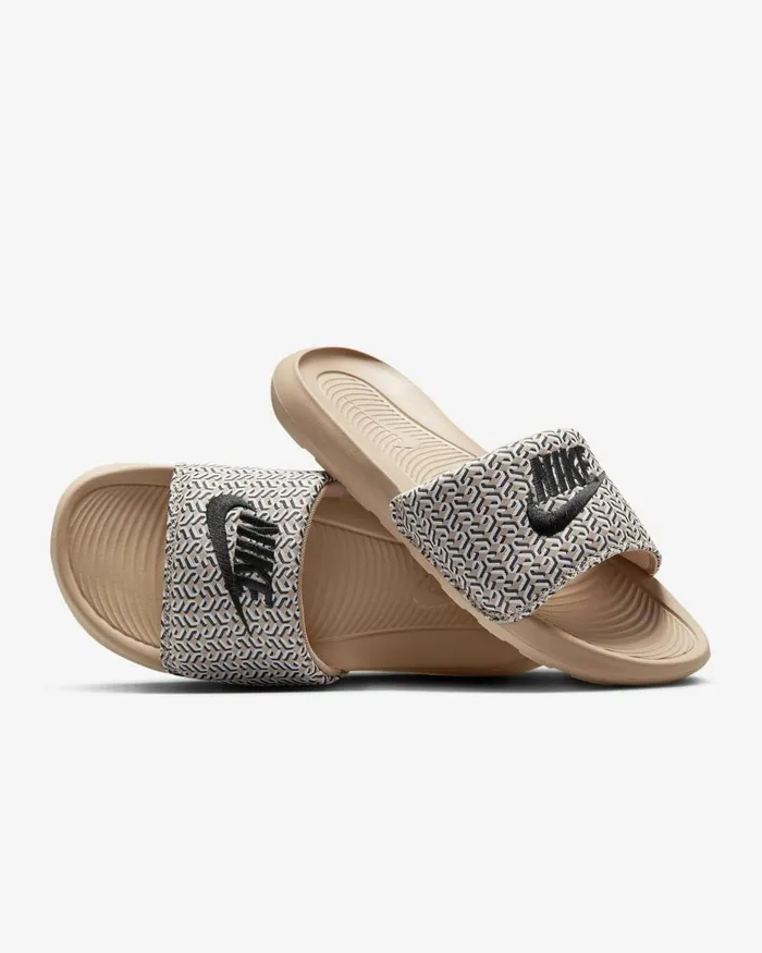 Women Nike All Shoes Victori One X United Hempsummit Whiteblack