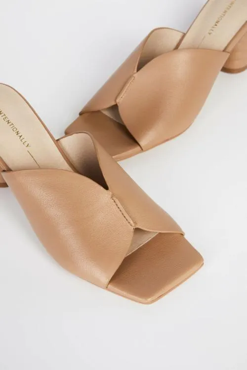 Women Rails Shoes and Accessories Intentionally Blank Kamika Heel Clay Women Rails Shoes and Accessories Intentionally Blank Kamika Heel Clay