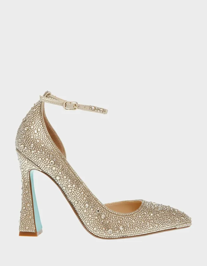 Women RAMSY GOLD Gold Betsey Johnson