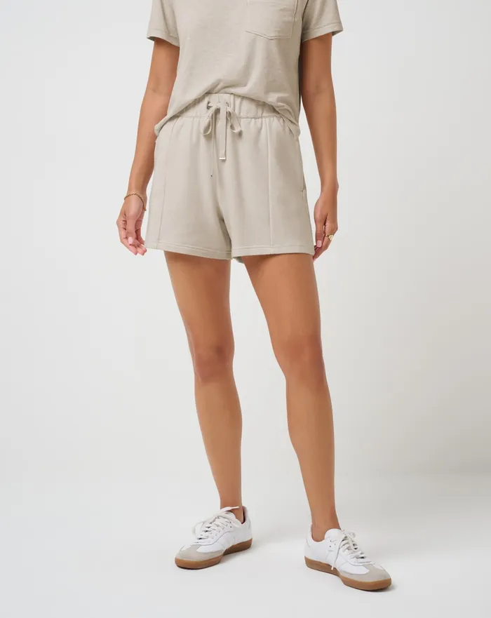 Women Shorts TravisMathew CLOUD TERRY RIB SHORT Heather Oatmeal