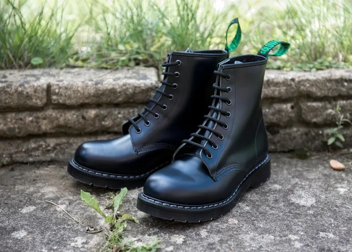Women Solovair Derby Boots Navy HiShine 8 Eye Derby Boot
