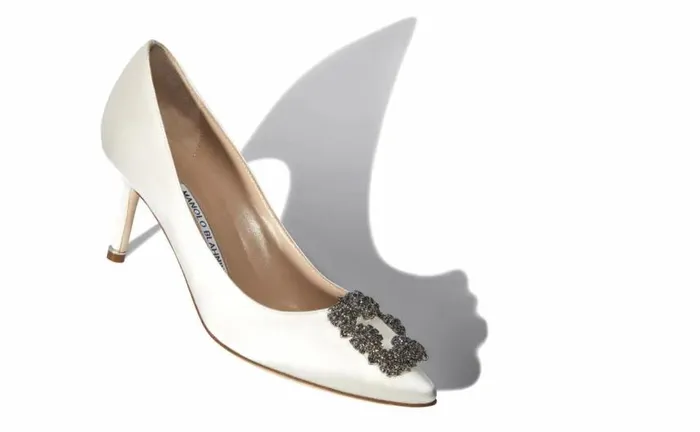 Women White Satin Jewel Buckle Pumps Manolo Blahnik Pumps