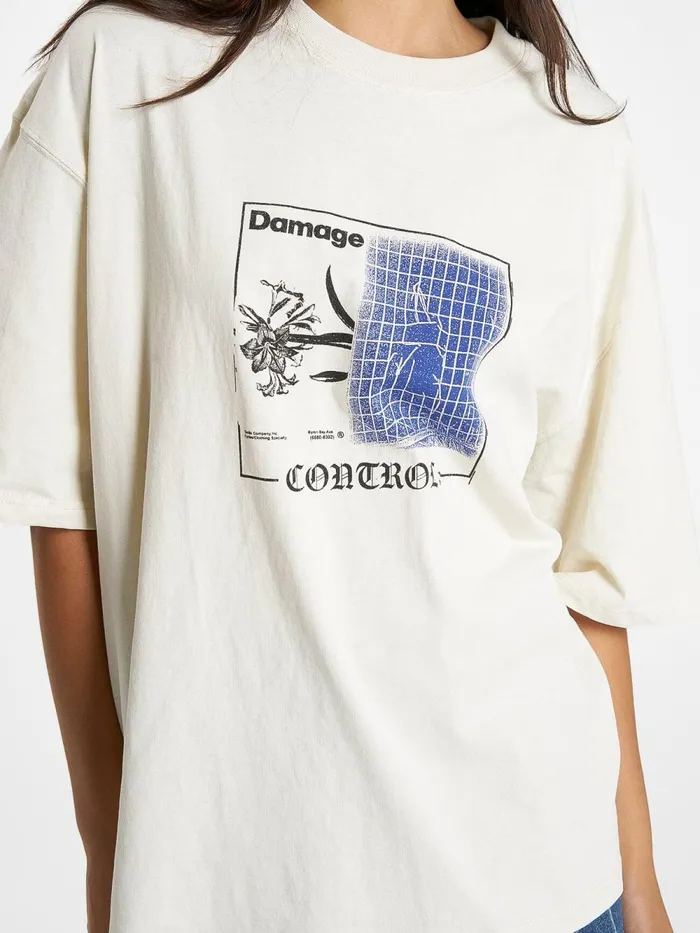 Womens Damage Control Oversized Tee Heritage White Thrills Tops and Tees