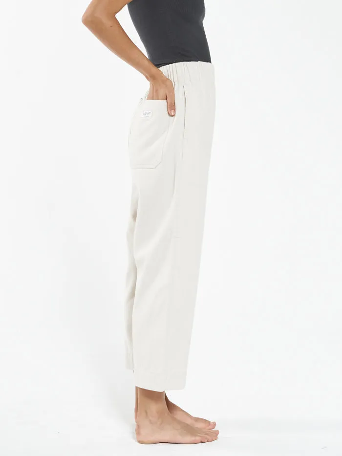 Womens Ease Utility Pant Unbleached Thrills Pants