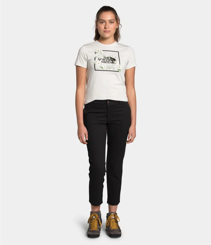 Womens Motion XD Ankle Chino Tnf Black The North Face Pants