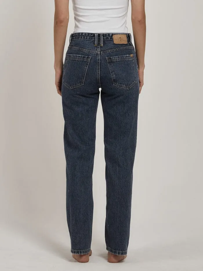 Womens Rachel Mid Straight Jean Worn In Blue Thrills Denim