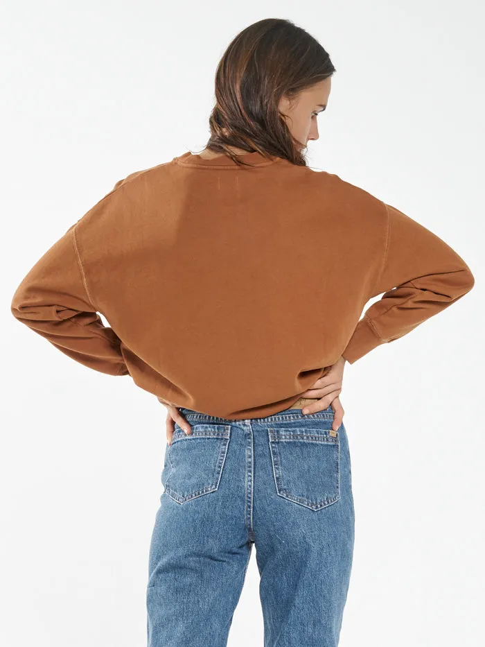Womens Speed Needs Slouch Crew Caramel Thrills Sweaters and Fleece