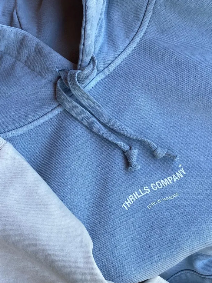 Womens Stamp Wave Fleece Hood Smoke Blue Thrills Sweaters and Fleece