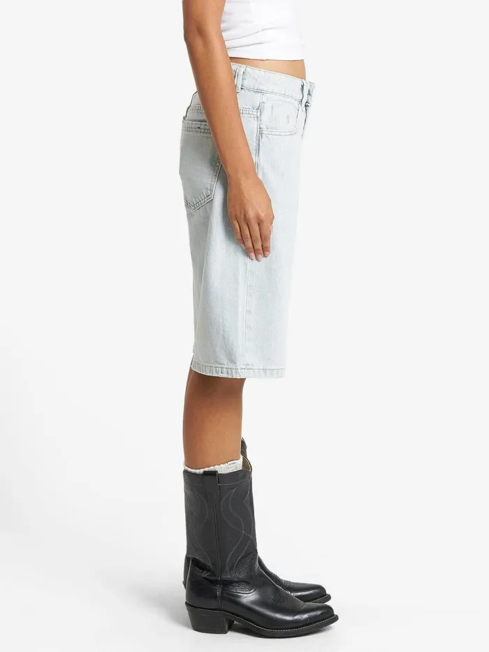 Womens Syd Baggy Short Faded Dust Blue Thrills Denim Shorts