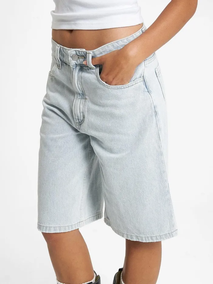 Womens Syd Baggy Short Faded Dust Blue Thrills Denim Shorts