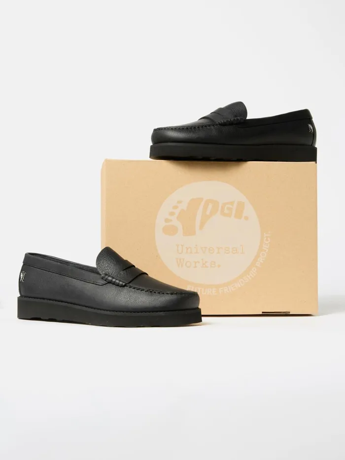 Yogi X Rudy II In Black Tumbled Leather Men Universal Works Footwear