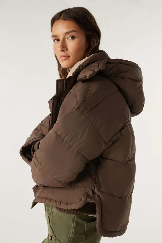 ZeoShort Down Jacket Clothing Baandsh Jackets and Coats
